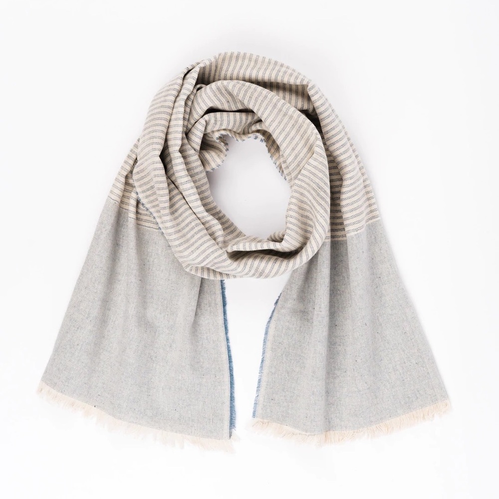 NWT Tribe Alive Scarf